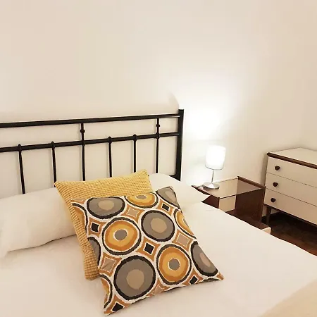 By Rotunda Da Boavista ゲストハウス